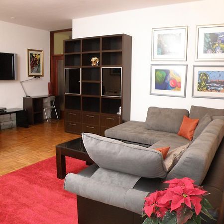 Prestige Apartman Zagreb Bagian luar foto