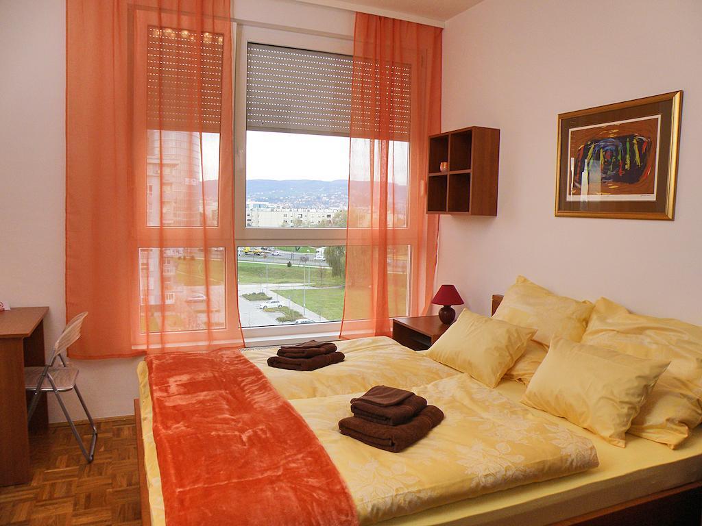Prestige Apartman Zagreb Bagian luar foto